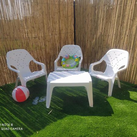 אצל דוד בכפר Apartment Kfar Gidon Exterior photo