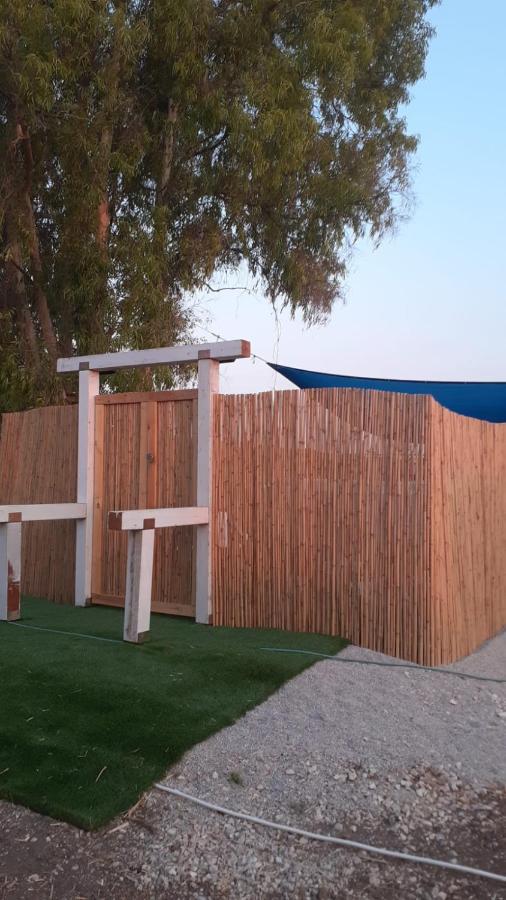 אצל דוד בכפר Apartment Kfar Gidon Exterior photo